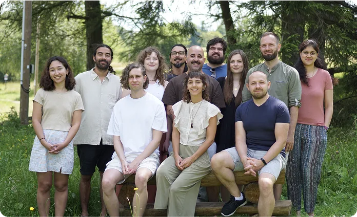 Team_photo_Tablet