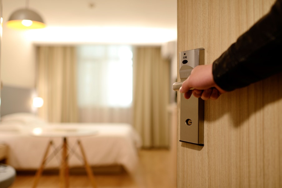 Ein eigenes Hotel eröffnen: Starte als Profi-Gastgeber in die Selbstständigkeit