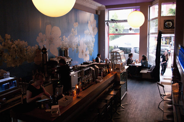 Mathias Knees' bar